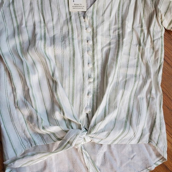 Sim‎ & Sam sage striped button up short sleeve top size small NWT - Picture 5 of 8